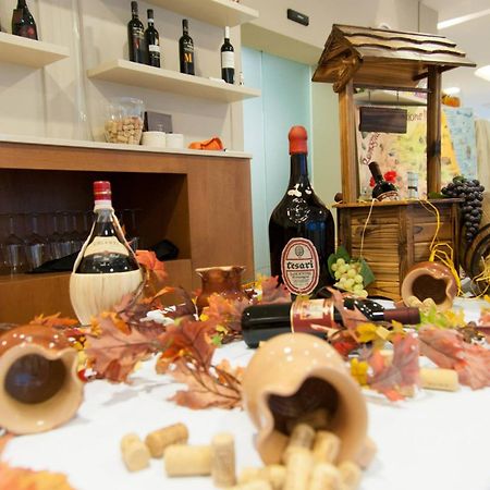 Renzo Hotel Cesenatico Kültér fotó