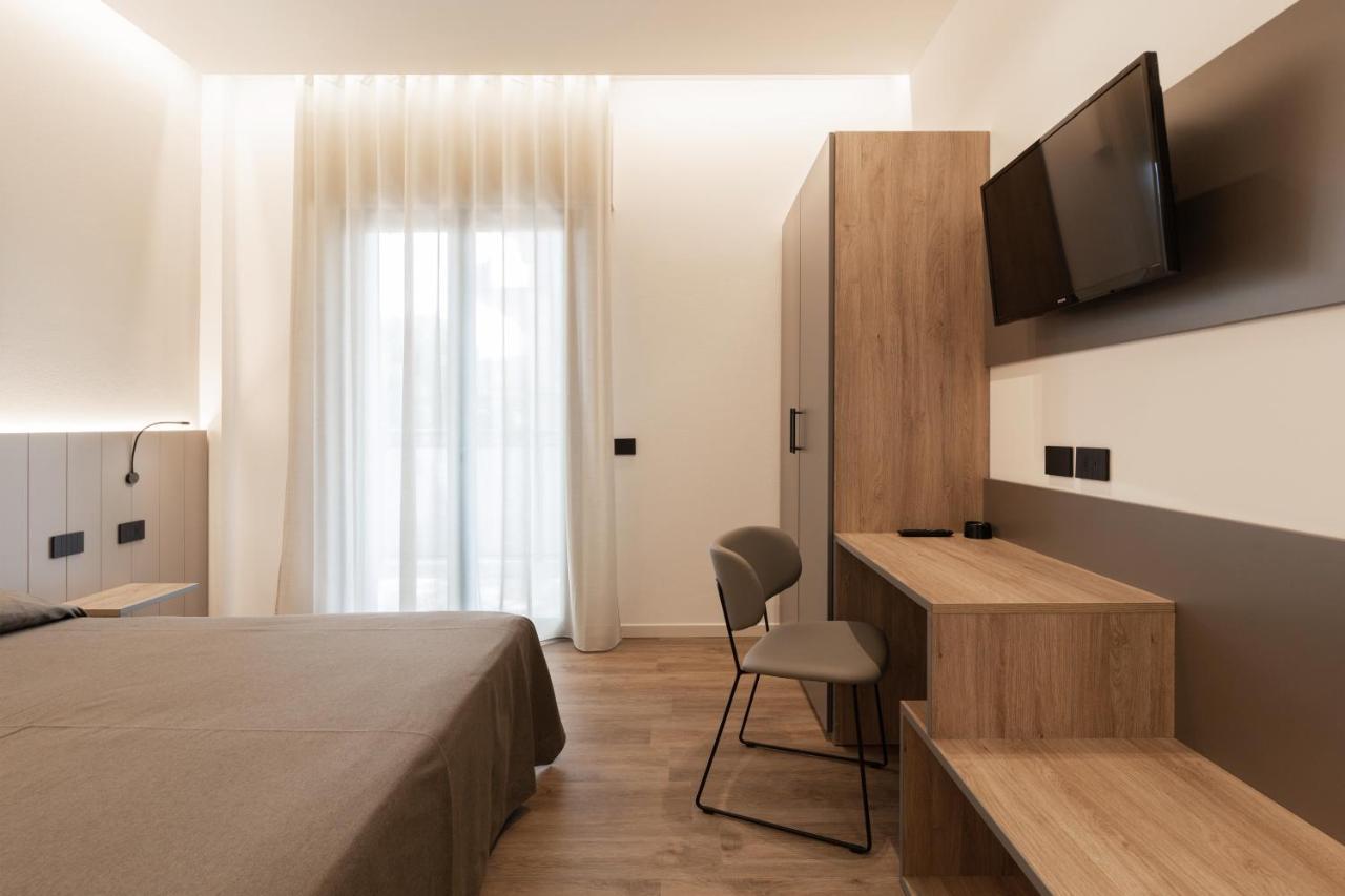 Renzo Hotel Cesenatico Kültér fotó